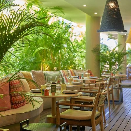 สวีท โฮเทล อีเดน มาร์ - ปอร์โตเบย์ Aparthotel ฟุงชาล ภายนอก รูปภาพ