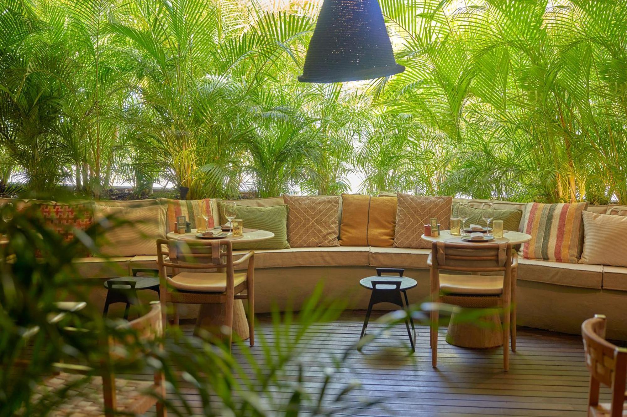 สวีท โฮเทล อีเดน มาร์ - ปอร์โตเบย์ Aparthotel ฟุงชาล ภายนอก รูปภาพ